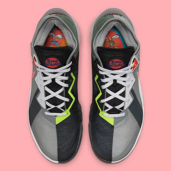 bugs bunny lebron shoes